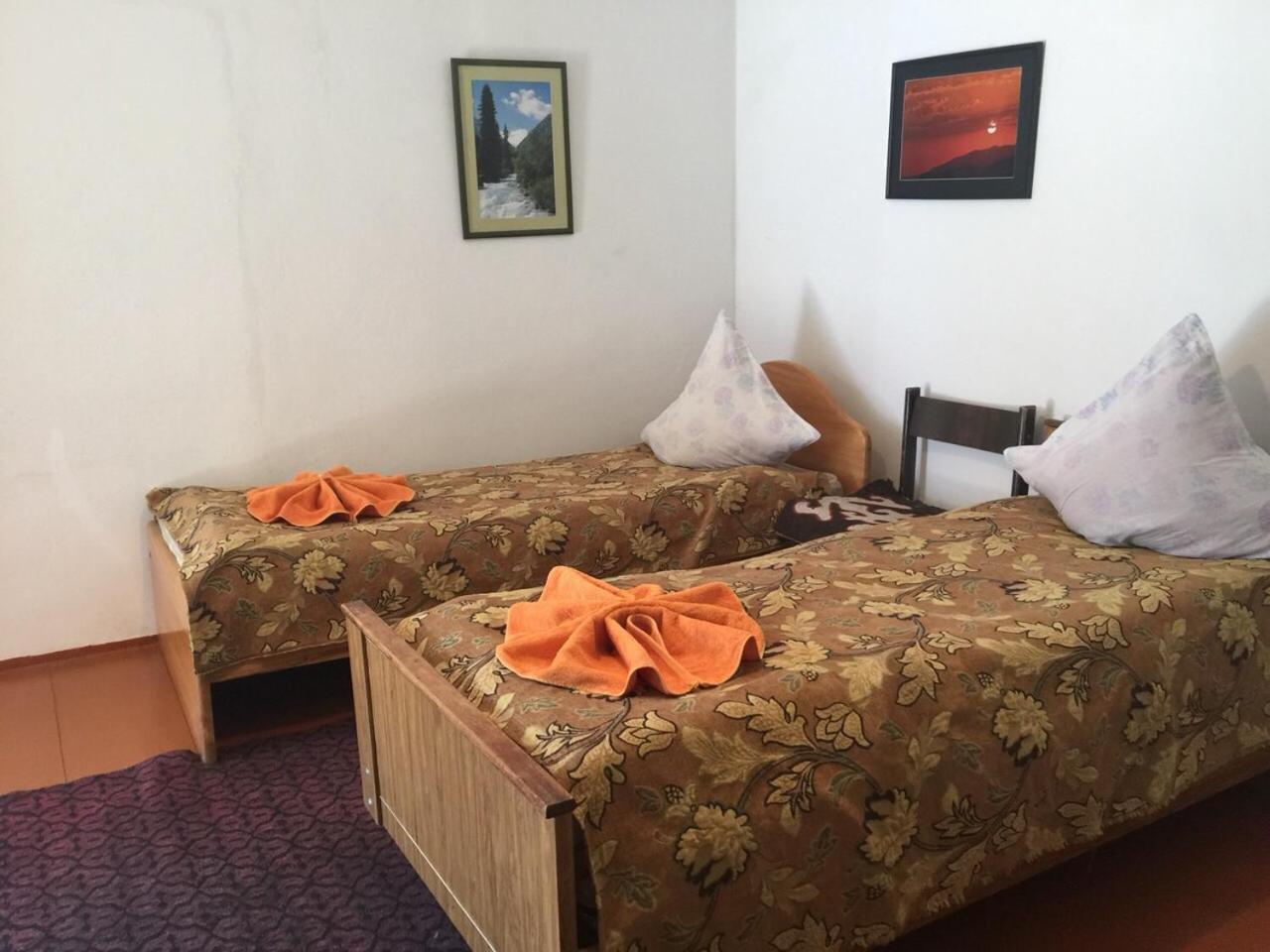 Arista Yurt Camp Hotel Karakol Luaran gambar